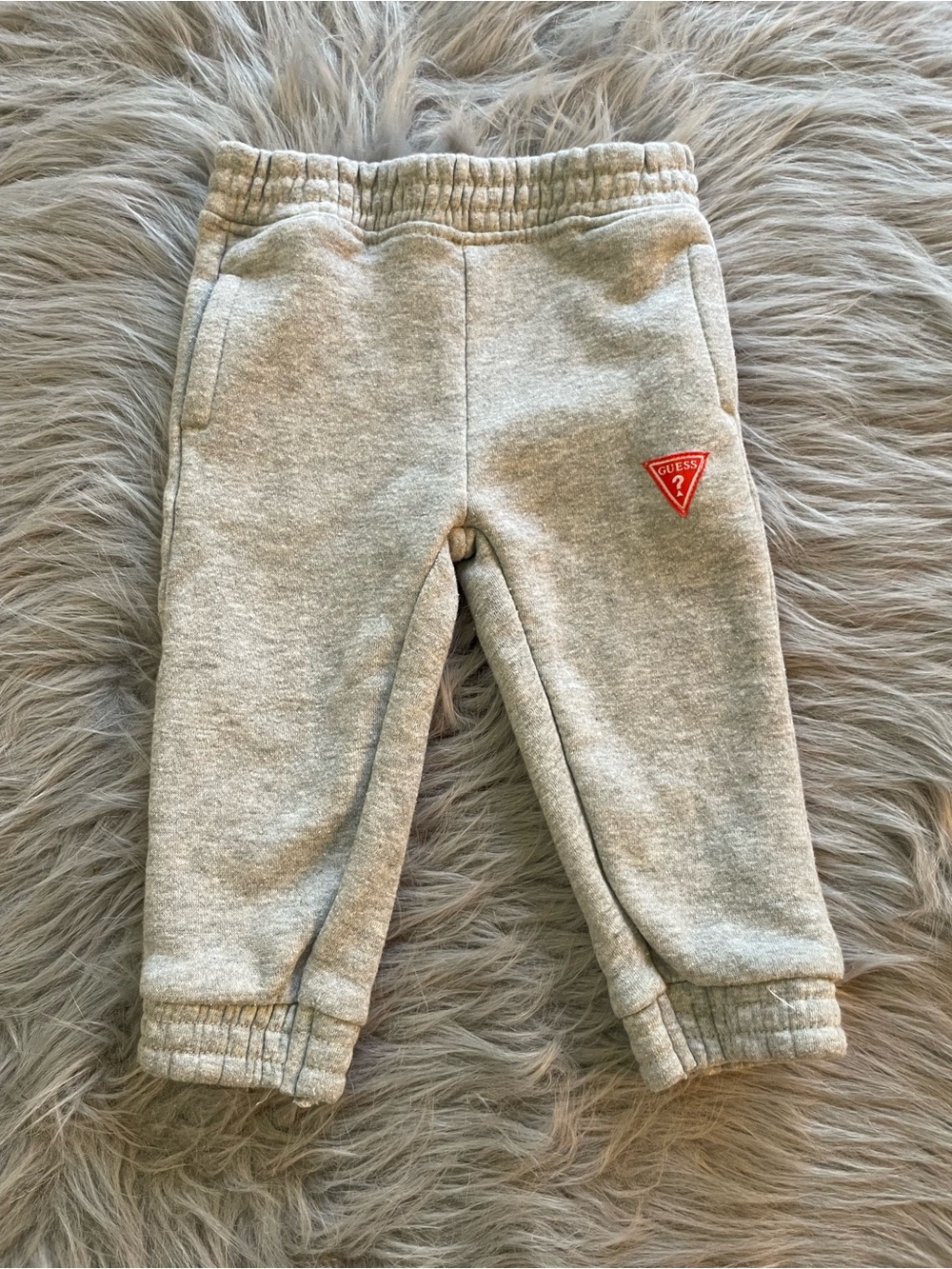 🛒GUESS Kids Light Gray Joggers with Logo Patch